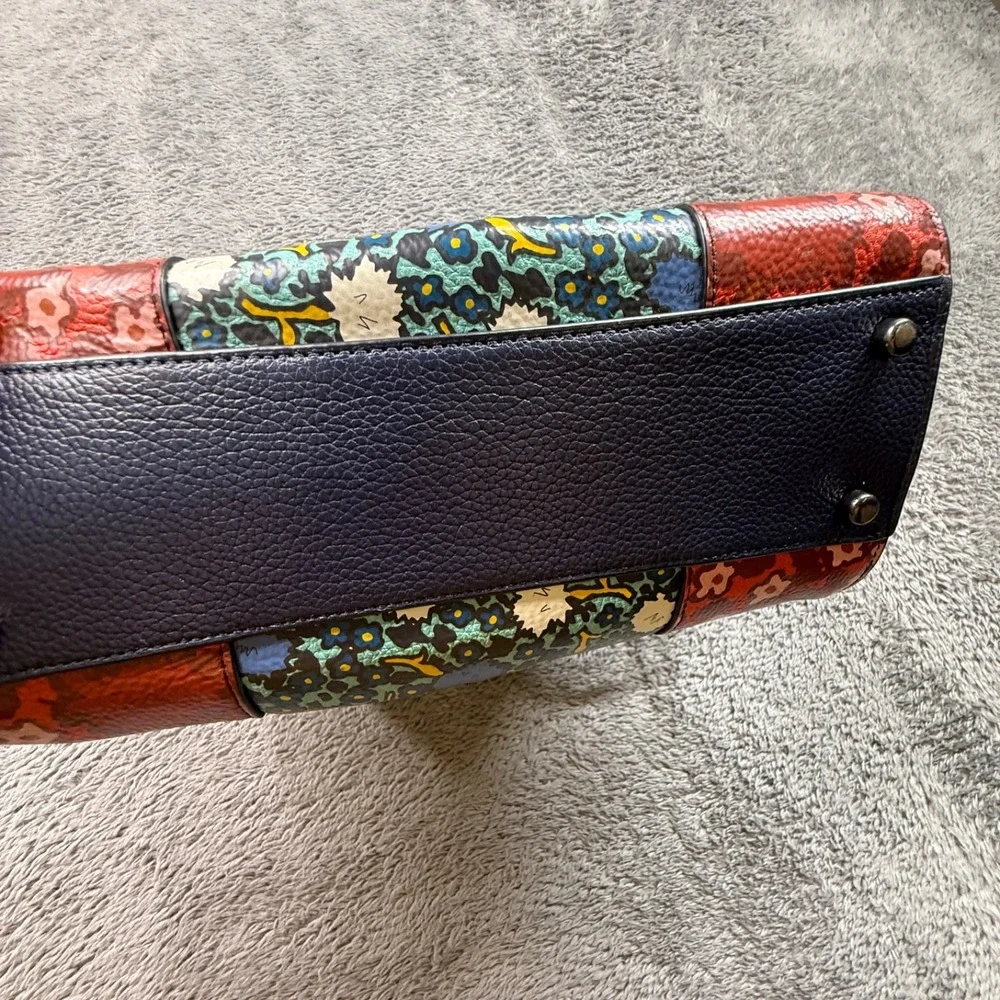 COACH Mercer Satchel 24 Leather Crossbody Bag Yankee Floral Blue